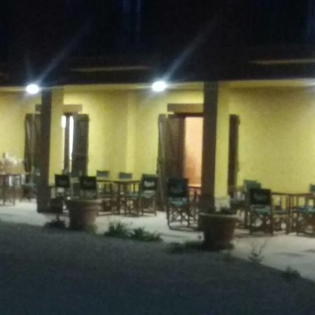 Gasthaus Casa Arrieta Castejon de Valdejasa Exterior foto